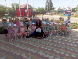 День рождения Бабы Яги День рождения Бабы Яги.