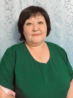 Воспитатель первой квалификационной категории Омурзакова Джузумкул Акибаевна